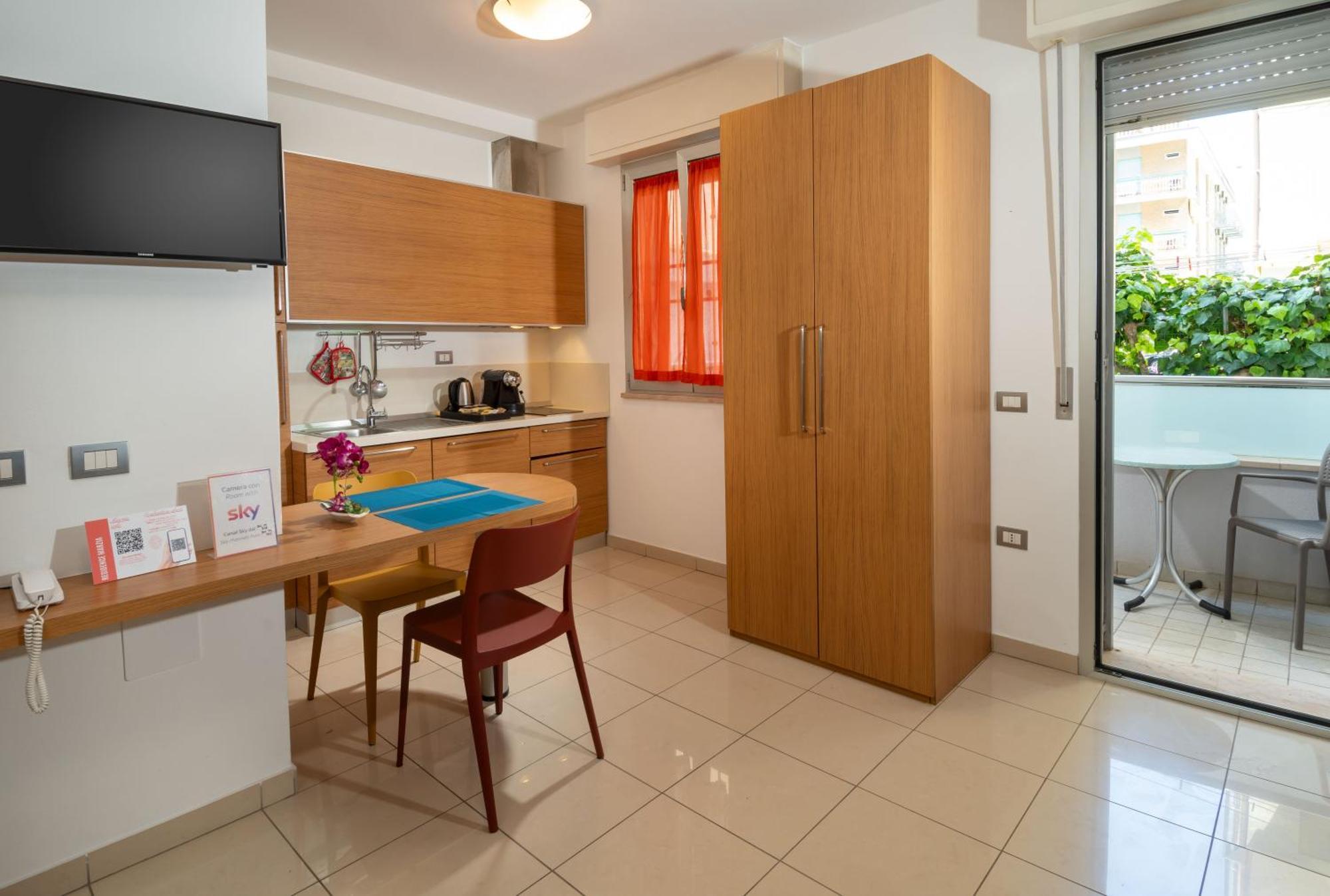 Residence Marzia Rimini Luaran gambar