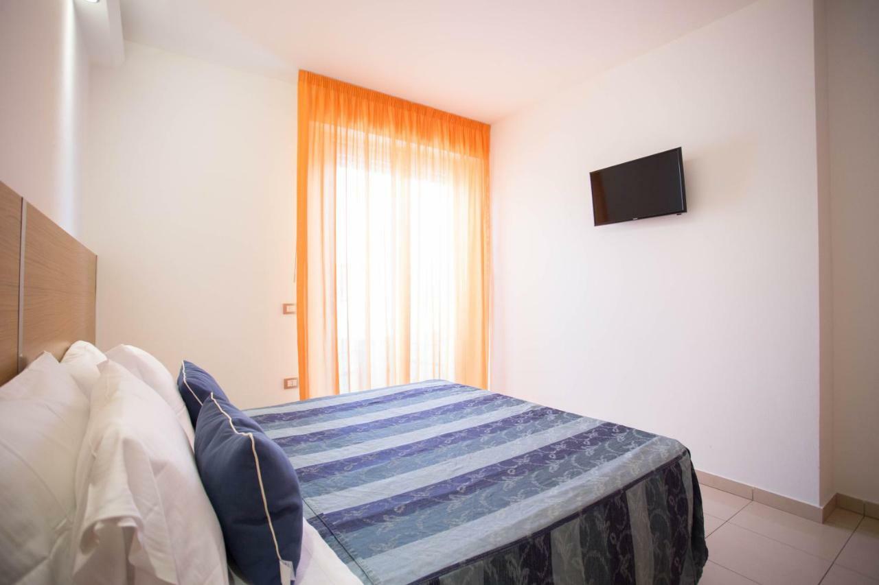 Residence Marzia Rimini Luaran gambar