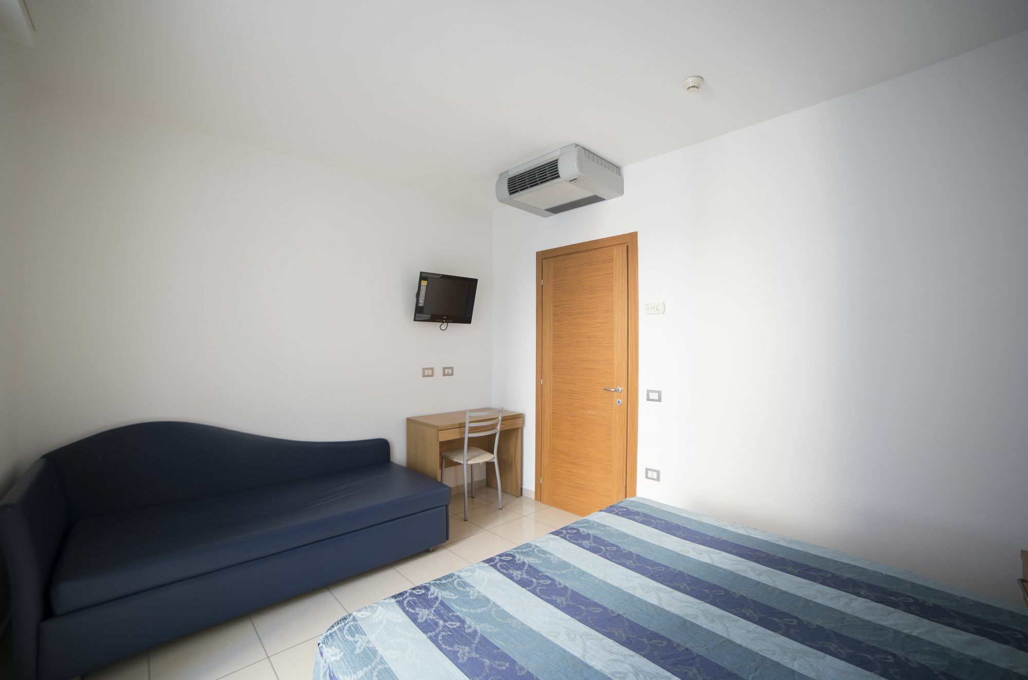 Residence Marzia Rimini Luaran gambar