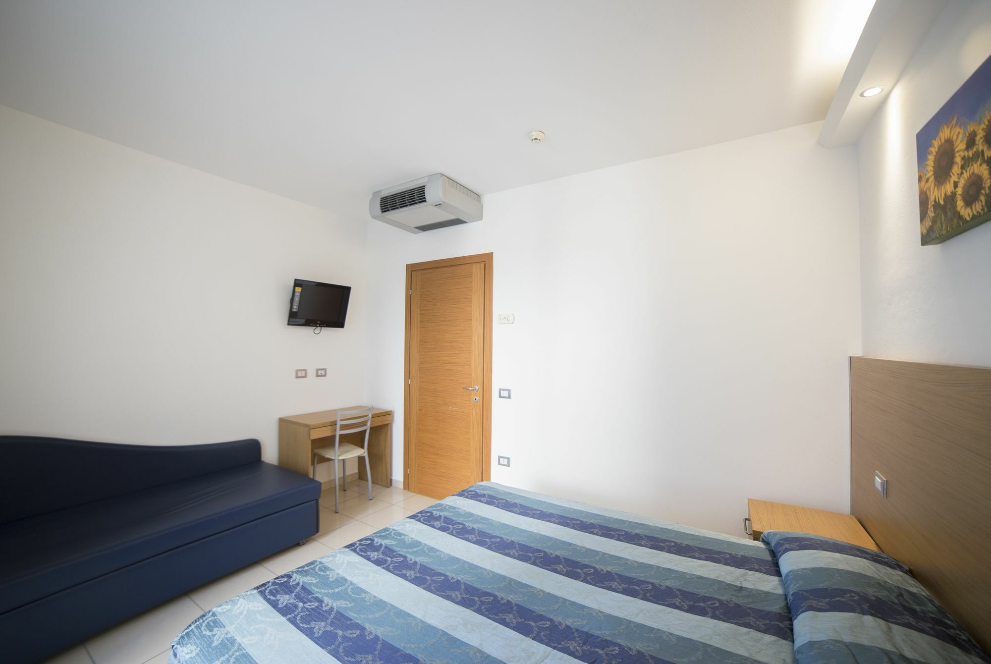 Residence Marzia Rimini Luaran gambar